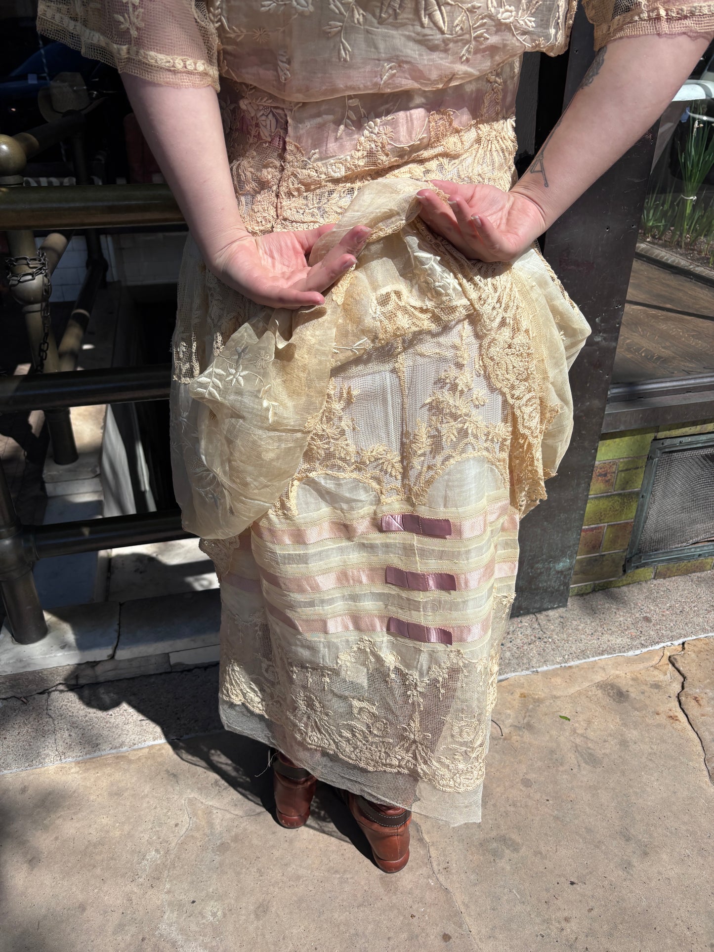 1910s Lord & Taylor New York Lace Dress